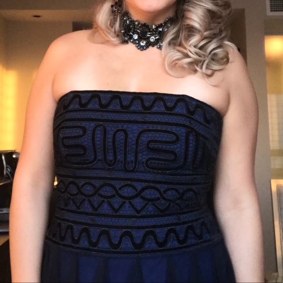 Black & Blue Evening tulle dress - Picture 2 of 4